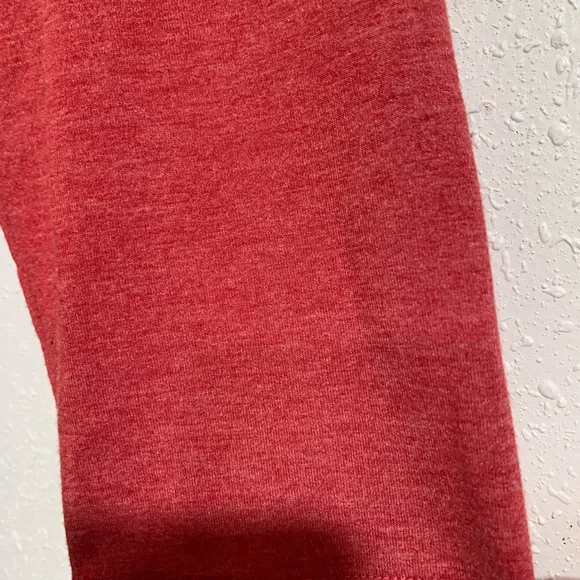 GUC Logo Lounge Size Medium Pink/Burnt Orange Shirt - Picture 6 of 9